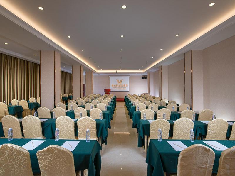 Vienna Hotel Shenzhen Fuyong Village Fenghuangwei Exterior photo